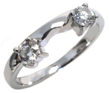 14K White Gold Diamond Claddagh Ring HB00923DIW