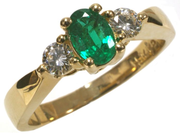 14K Yellow Gold Oval Emerald & Diamond Ring HB06383EM | Hannoush Jewelers