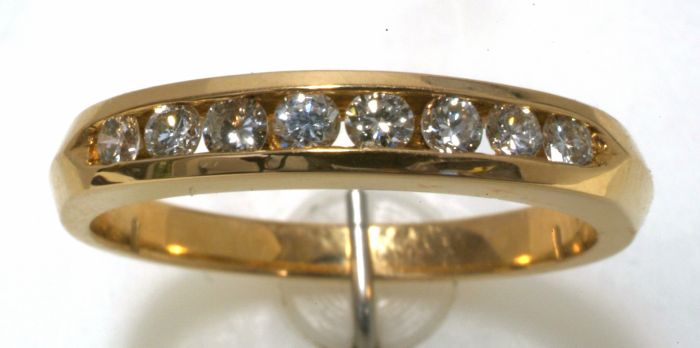 14K Yellow Gold Channel-Set Diamond Ring HB00113 | Hannoush Jewelers