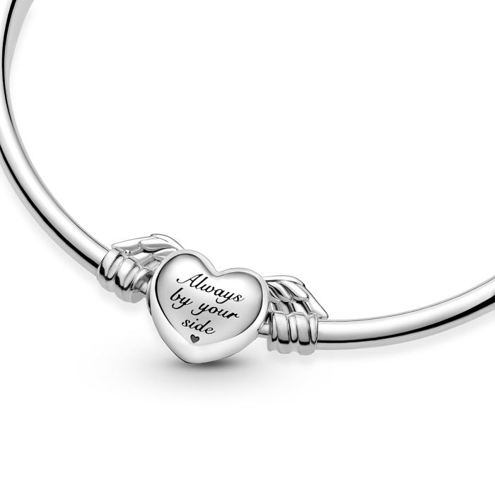 Pandora bracelet Moments Bangle with charms