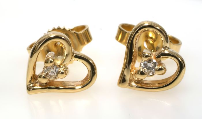 14K Yellow Gold & Diamond Heart Shape Stud Earrings HB01517DI | Hannoush Jewelers