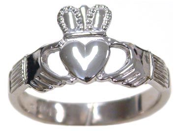 14K White Gold Claddagh Ring HB00540W | Hannoush Jewelers