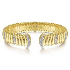 Gabriel & Co. - BG4208-65Y45JJ - 14K Yellow Gold Crescent Moon Open Cuff Bracelet with Diamond Pavâ€š Stations