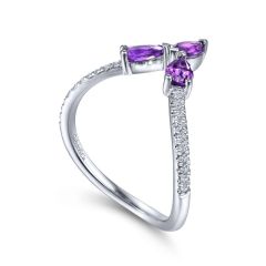 Gabriel & Co. - LR51840W45AM - 14K White Gold Amethyst and Diamond Curved V Ring