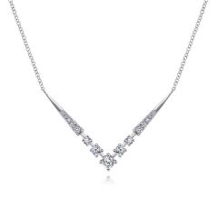 Gabriel & Co. - NK6188W45JJ - 14K White Gold Diamond Chevron Necklace
